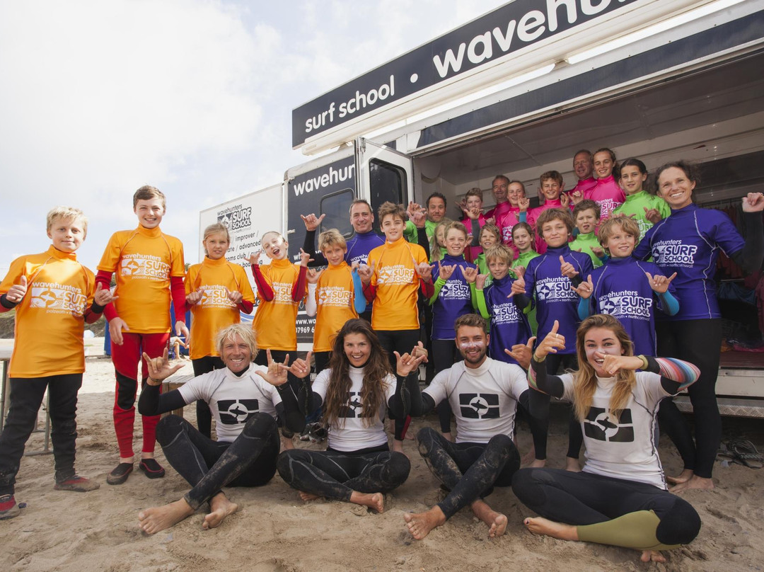 Wavehunters Surf School景点图片