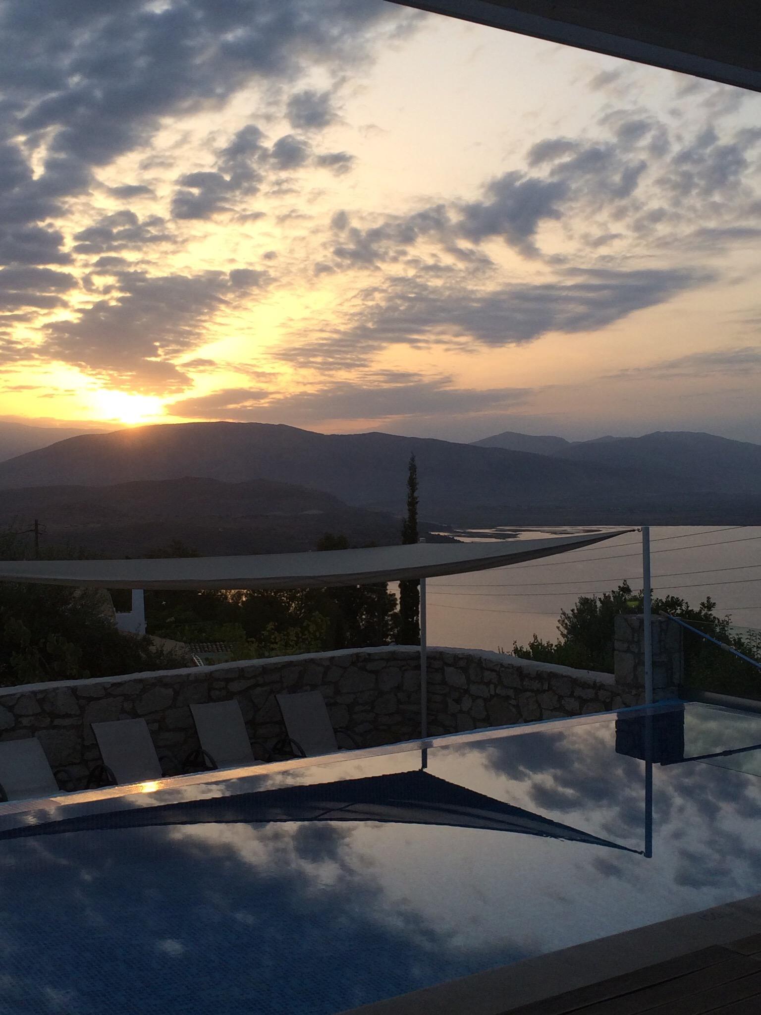 Villa Armonia-官方