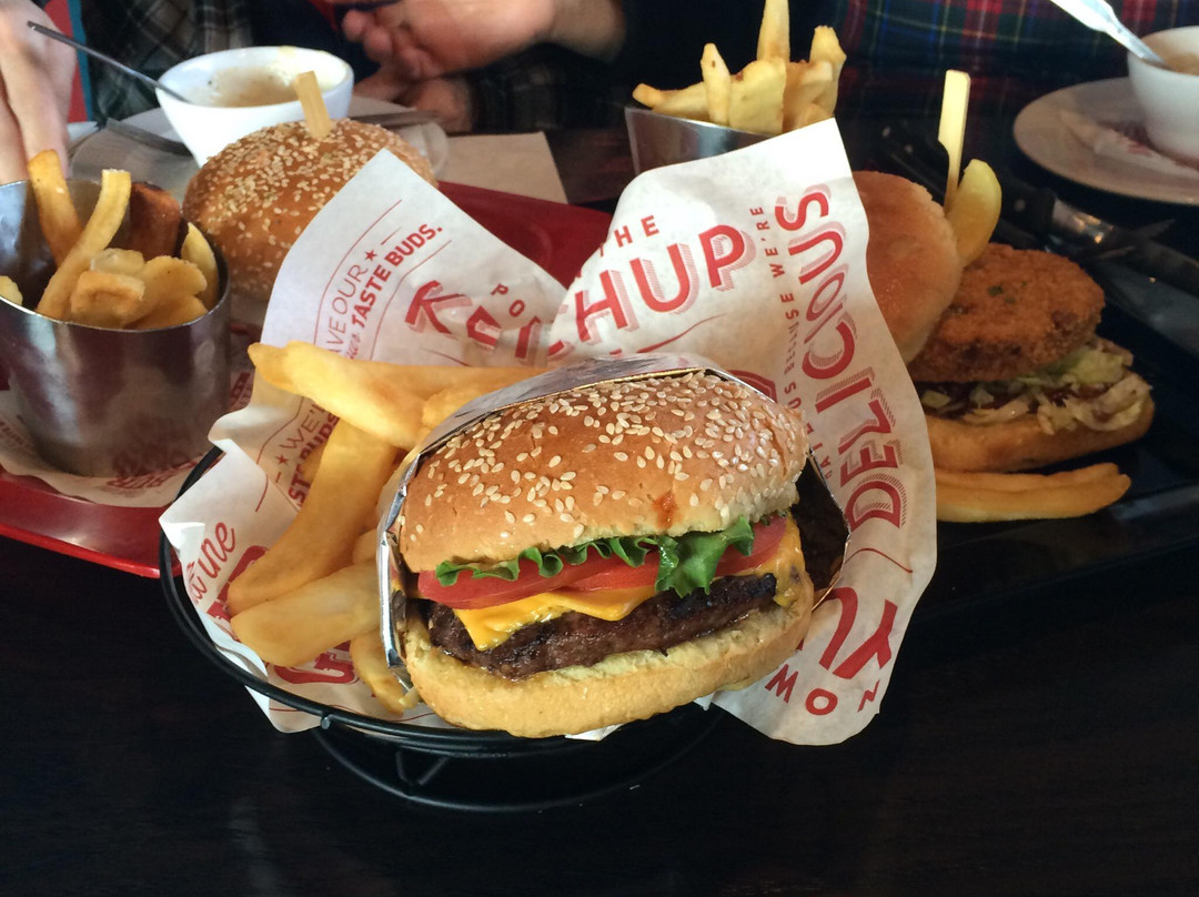 Red Robin Gourmet Burgers And Brews