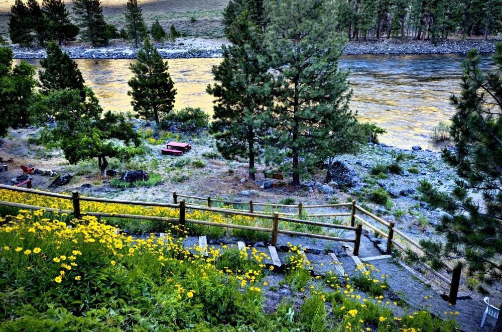 Riverview Motel主图