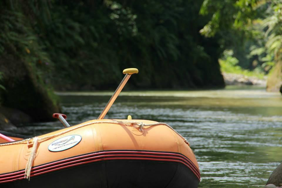 Ancol Arung Jeram-Tebing Tinggi必去景点