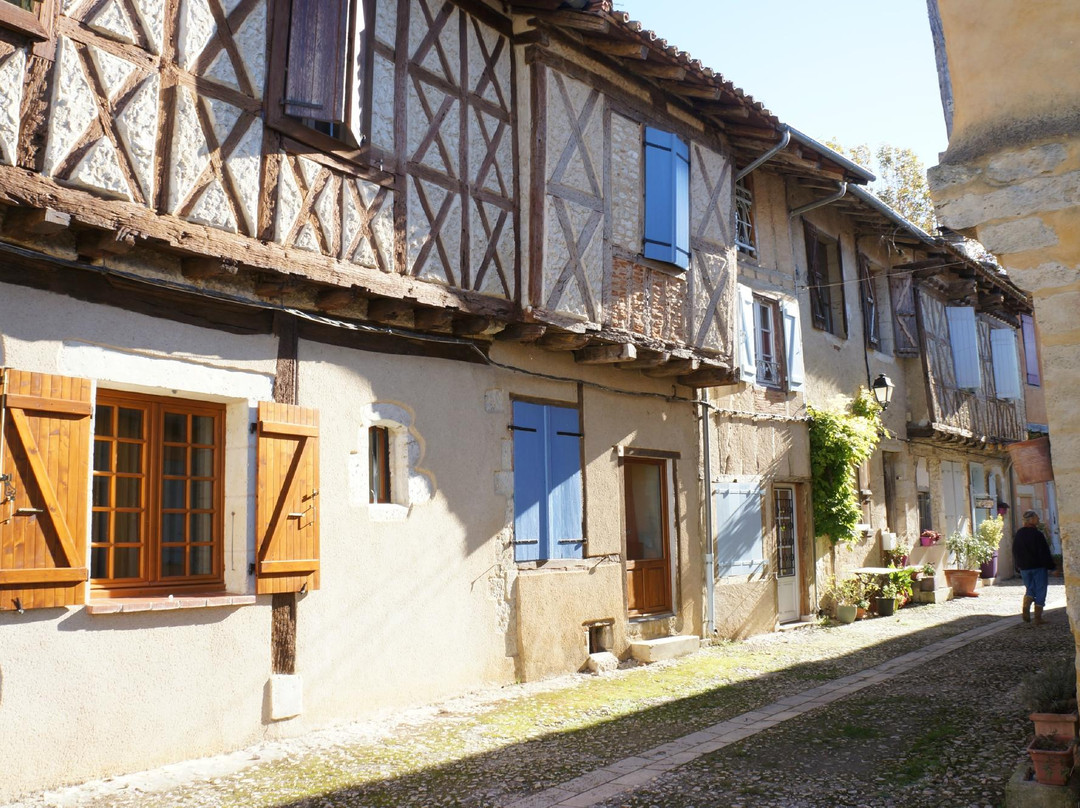 Sarrant旅游攻略图片