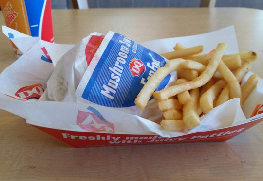 Thornburg餐馆和美食-Dairy Queen Grill & Chill