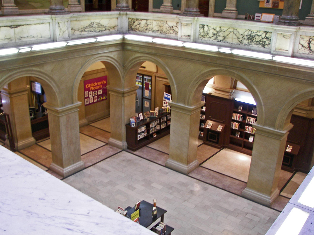 Newark Public Library景点图片
