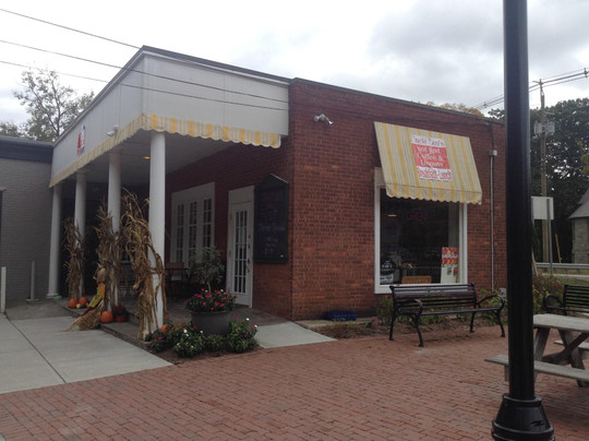 Uncle Leo's Not Just Coffee & Donuts