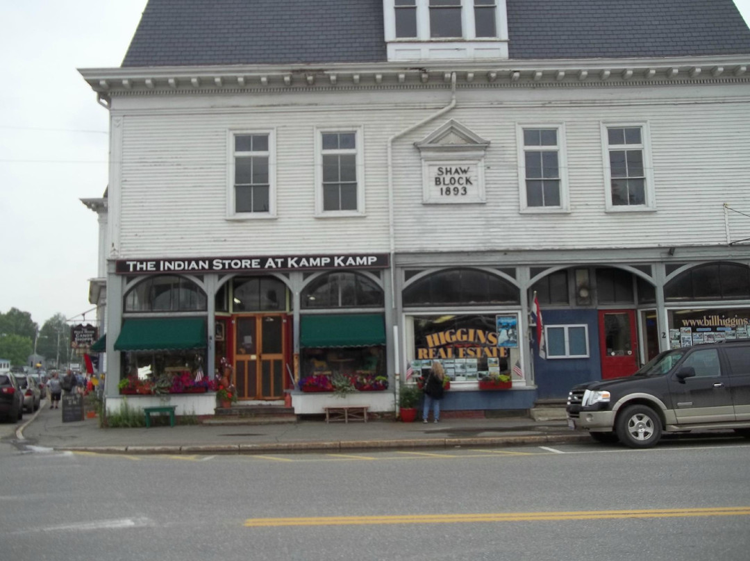 Moosehead Lake Indian Store at Kamp Kamp景点图片