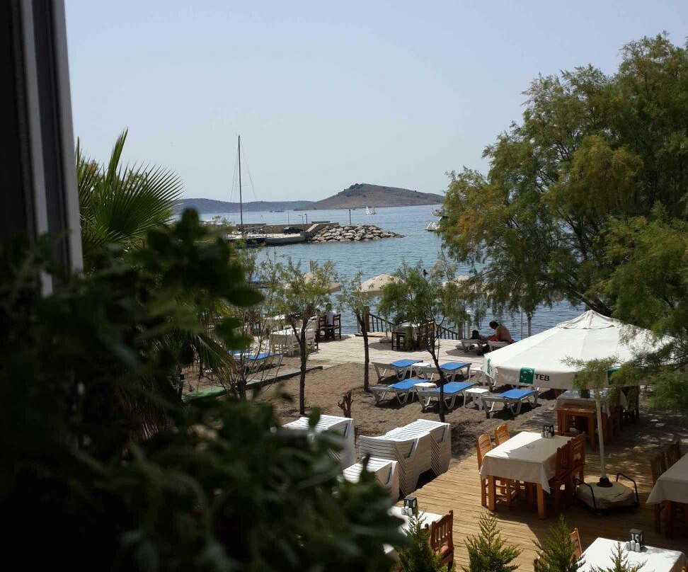 Yahsi Beach景点图片