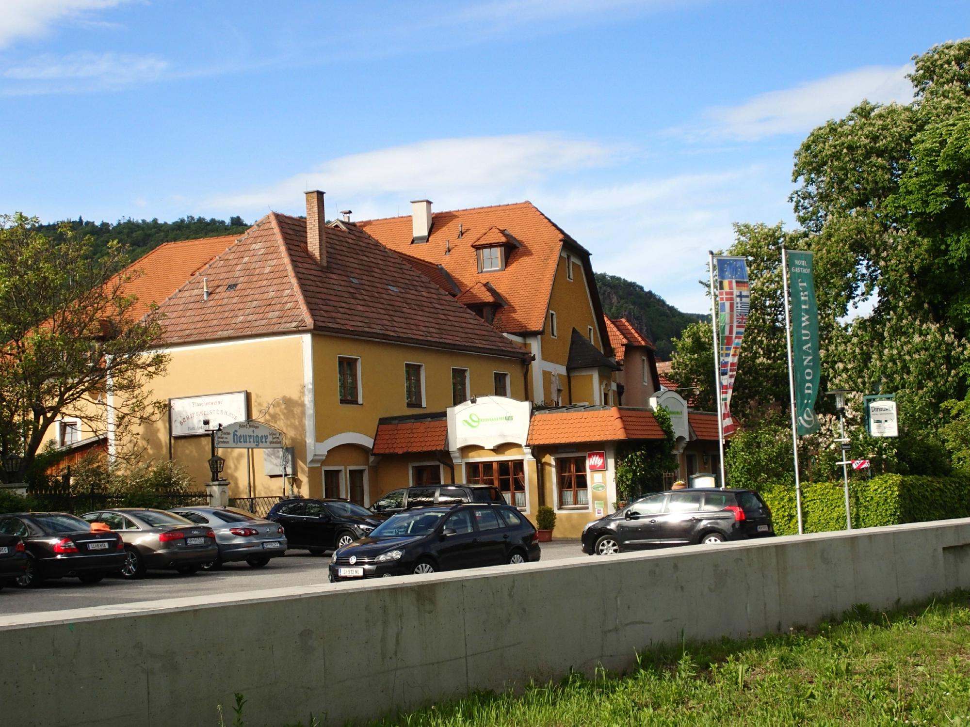 Hotel Weingasthof Donauwirt-浴室