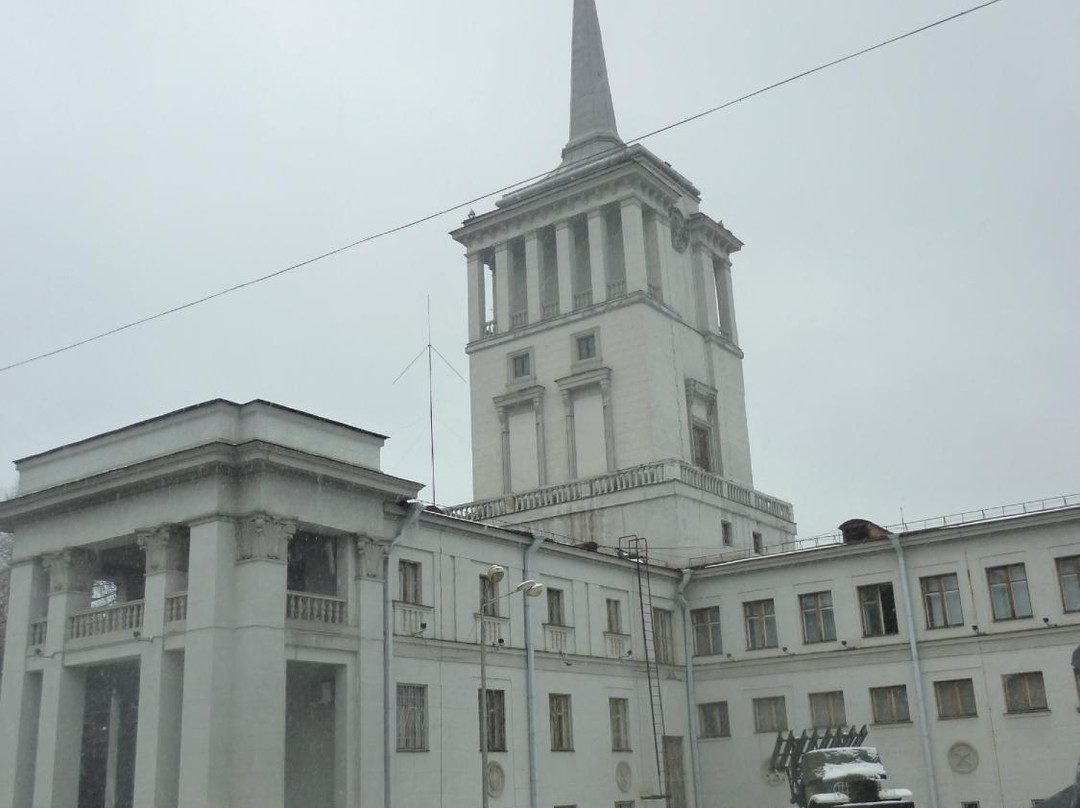 Military-Historical Hall of The Officers' House of The Central Military District景点图片