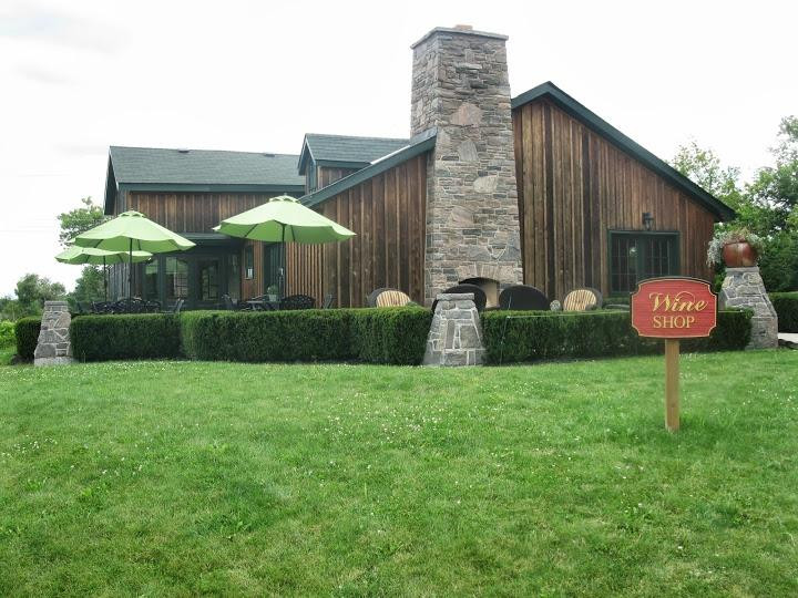 Hidden Bench Vineyards & Winery景点图片
