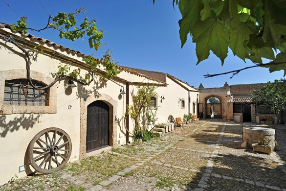 Cicirata酒店住宿-Baglio Siciliamo Country House