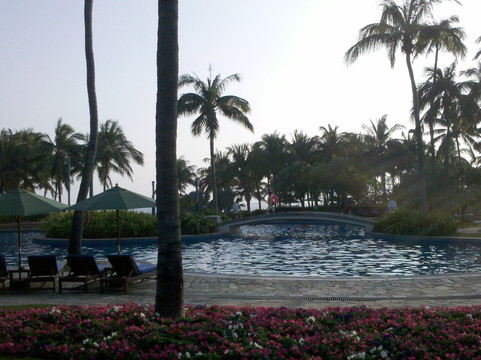 三亚亚龙湾雅高美爵酒店主图