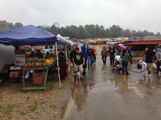 Mountain Top Flea Market景点图片