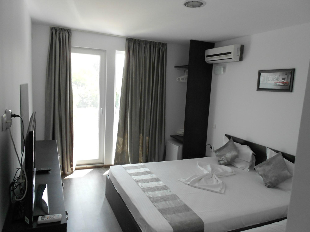 Anacris Guesthouse主图