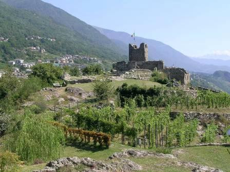 Castel Grumello-Montagna in Valtellina必去景点