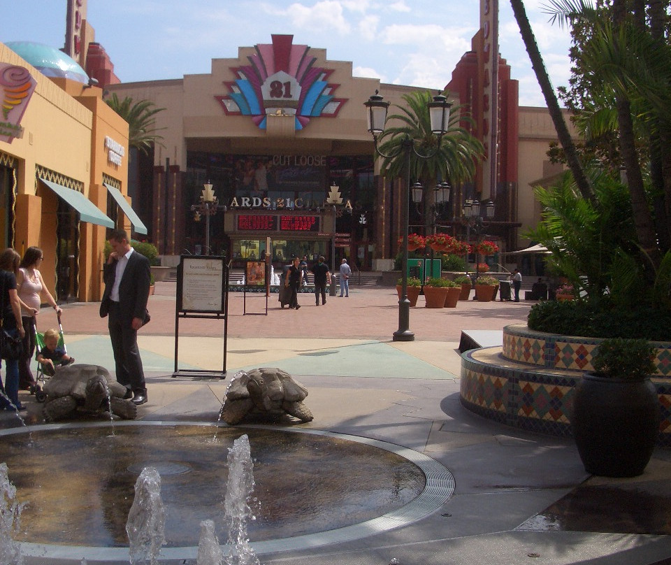 尔湾光谱购物中心-尔湾必去景点