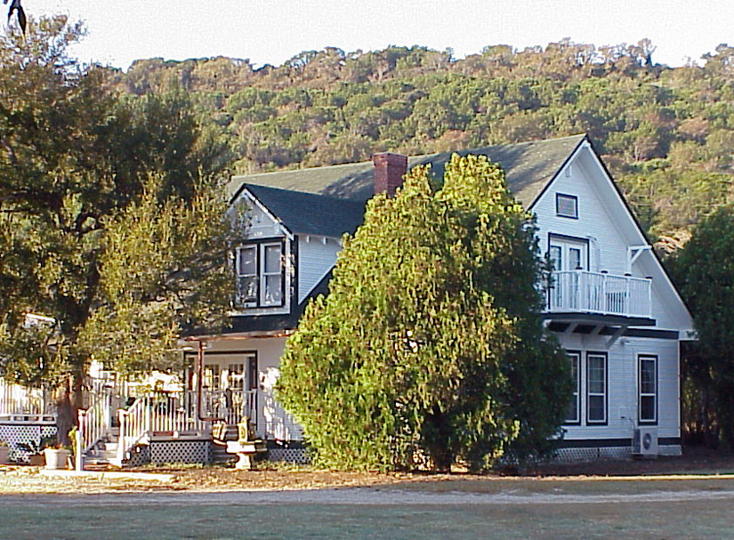 Four Crossings Guesthouse-官方