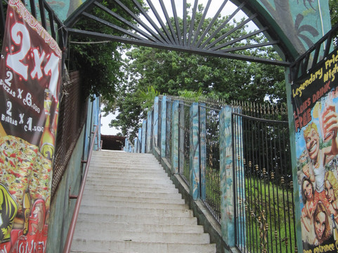 The Crazy Monkey Bar-塔马林多必去景点