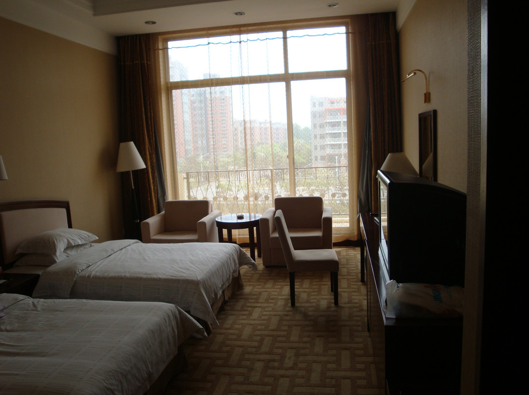 东海月亮湾海景酒店主图