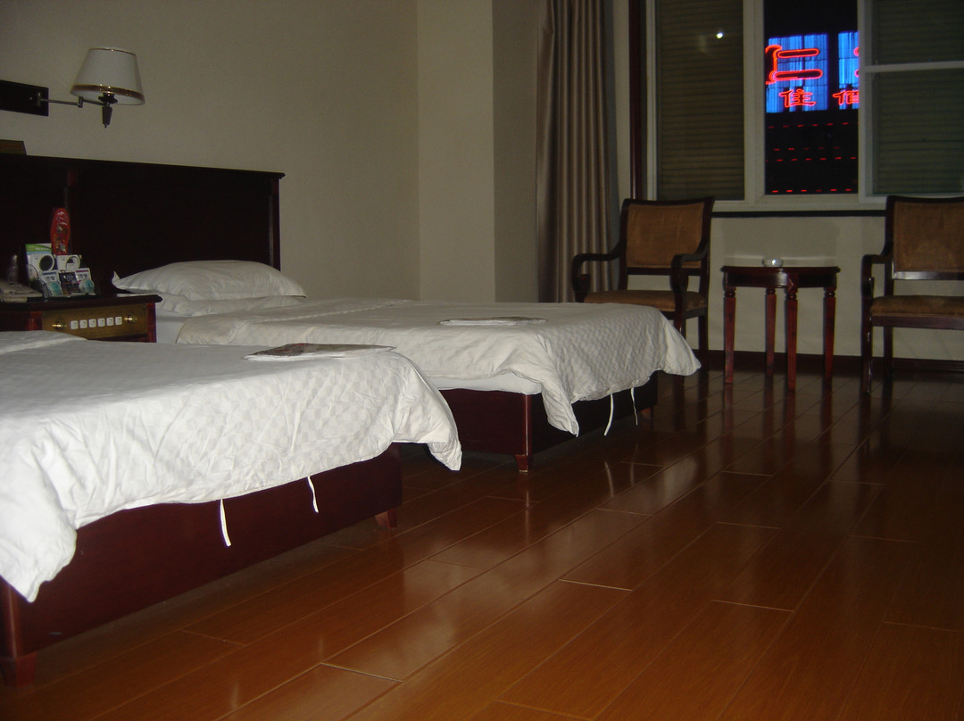 丰源泰宾馆主图