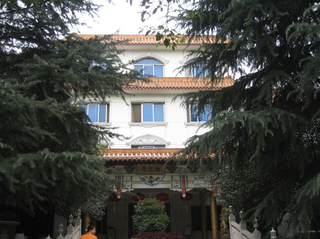 武汉融通中南花园酒店(街道口中南路地铁站店)主图