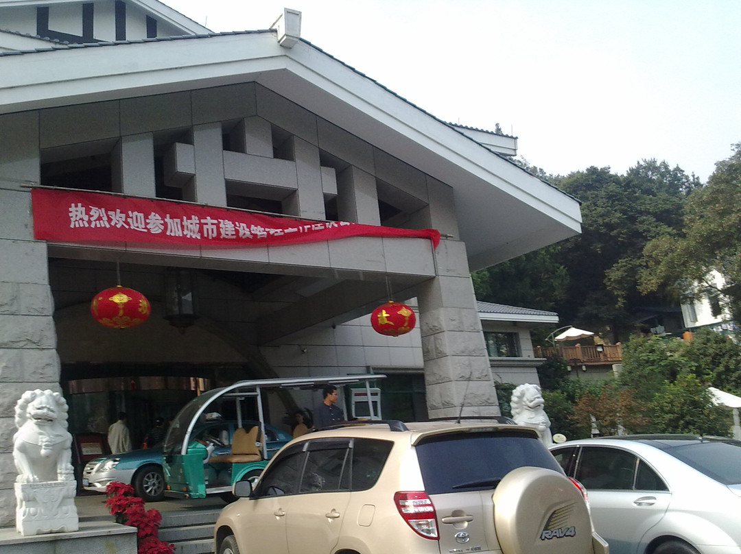 杭州蓝天清水湾酒店（西湖雷峰塔店）主图