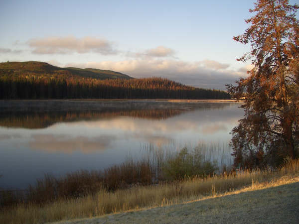 Lac le Jeune景点图片