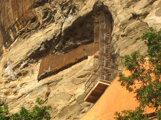 Sigiriya The Ancient Rock Fortress景点图片