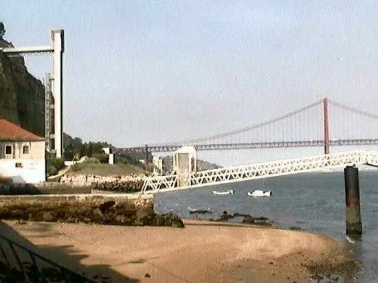 阿尔马达酒店住宿-Celia Gomes Fagundes