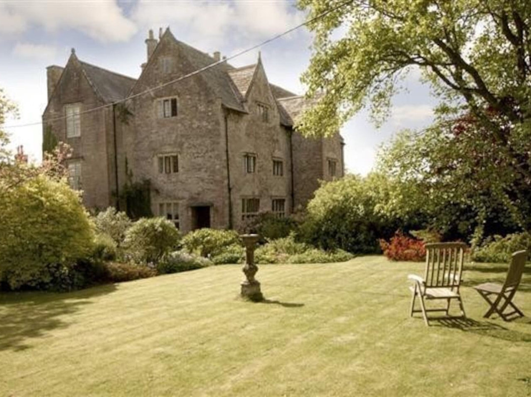 Knovil House