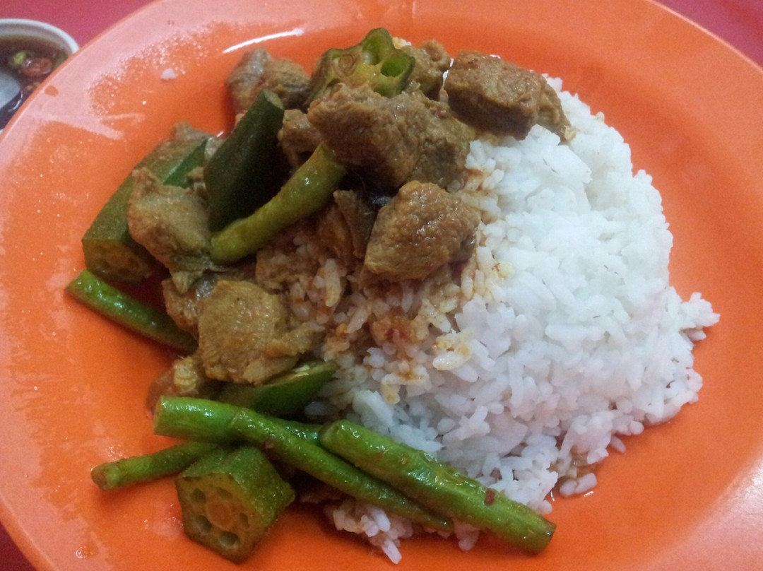 万挠餐馆和美食-828 Rodney Wong Curry Leaf Crab Restaurant