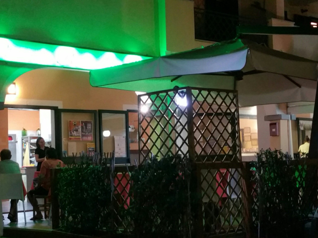 Porto San Paolo餐馆和美食-Fois SRL Pizzeria San Paolo