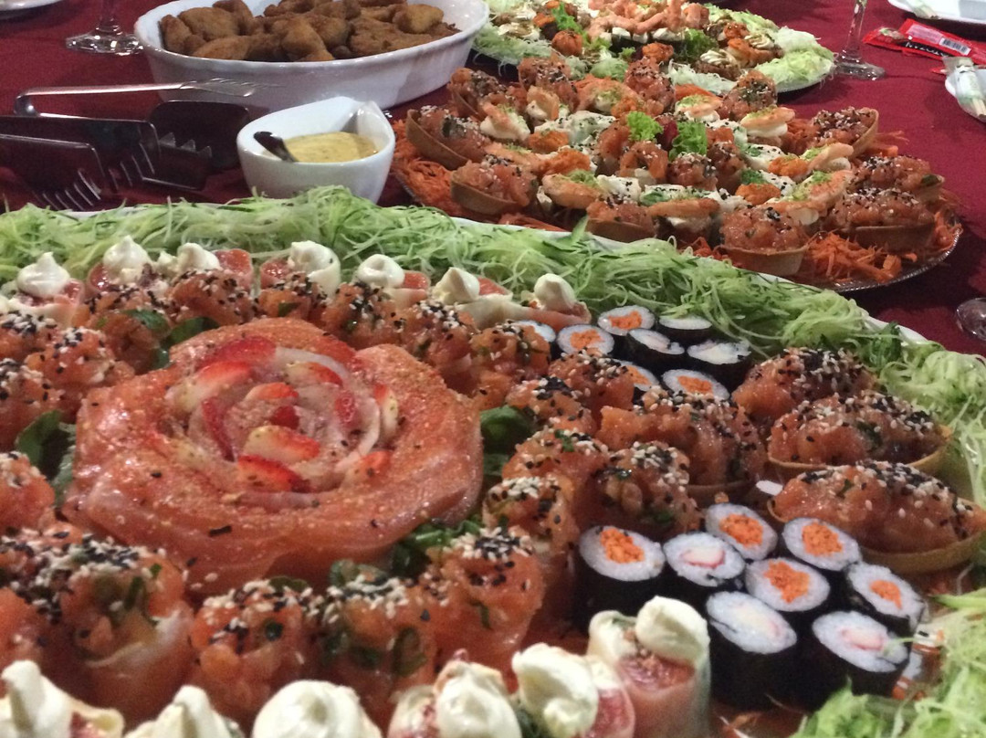 Frutal餐馆和美食-Yokan Sushi Lounge