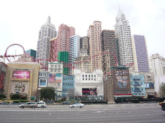 纽约纽约过山车-拉斯维加斯必去景点