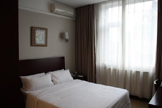 香江戴斯酒店主图