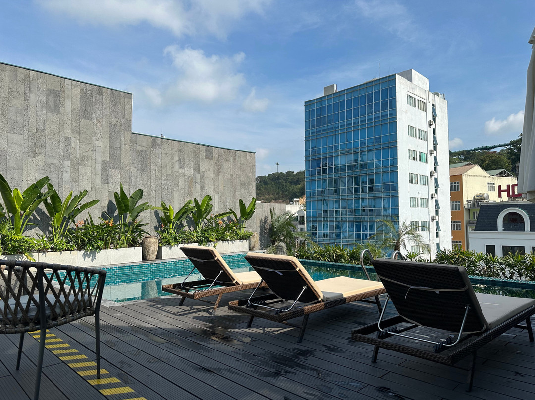 The Almin Hotel主图