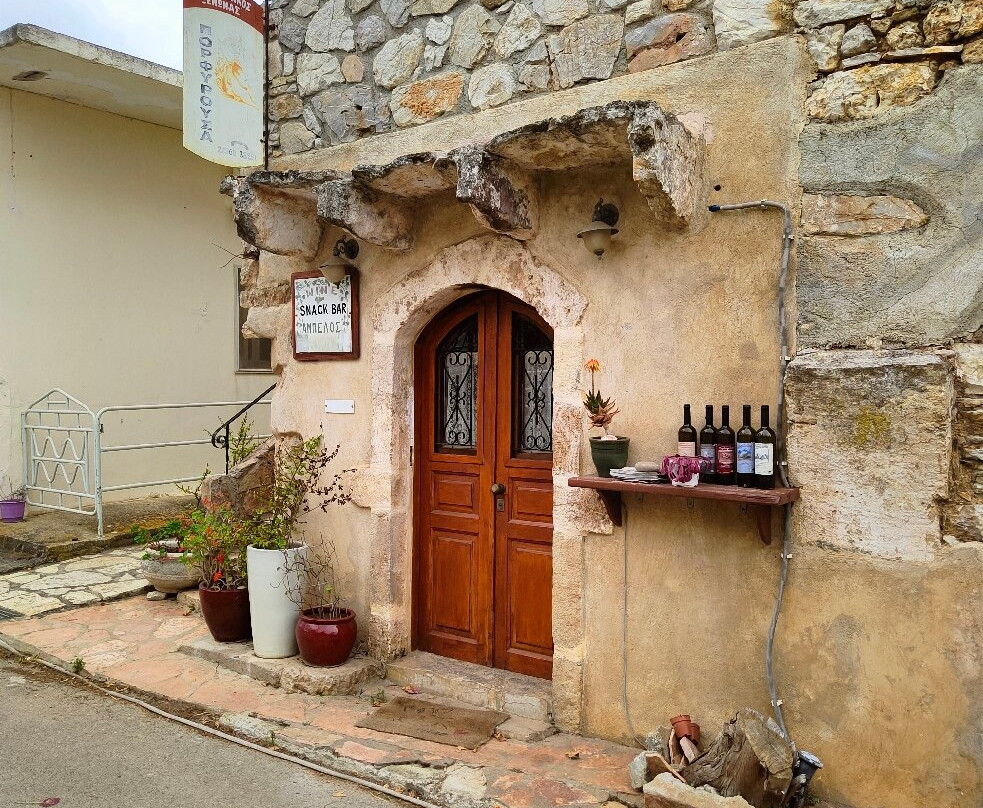 Milopotamos-Kythira必去景点