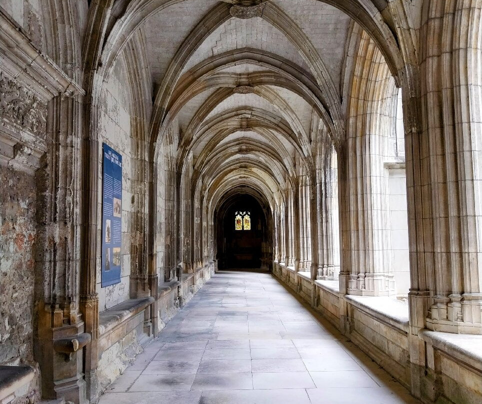 Cloister of la Psalette景点图片