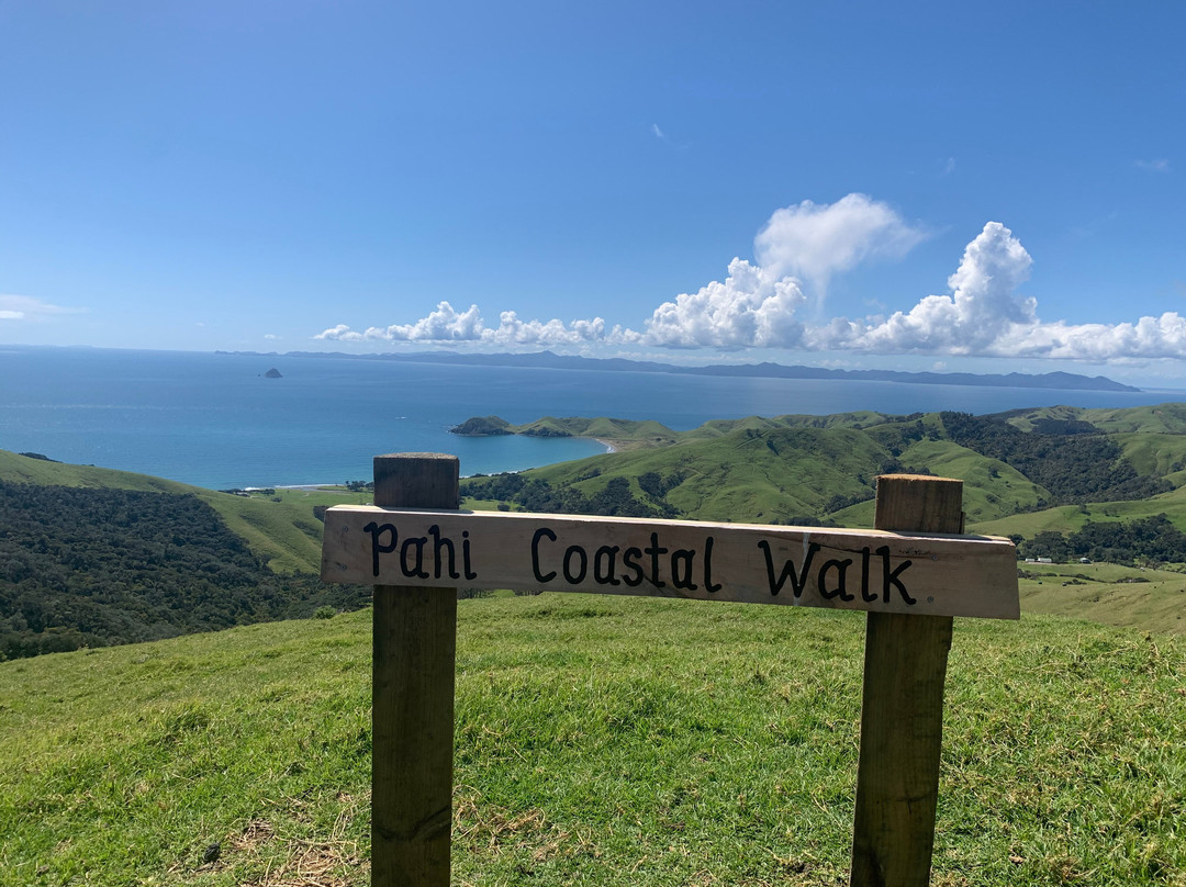 Pahi Coastal Walk景点图片