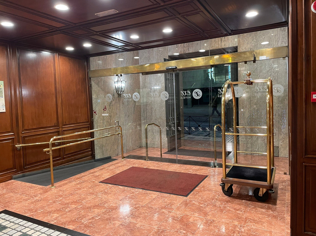 阿方索八世酒店主图