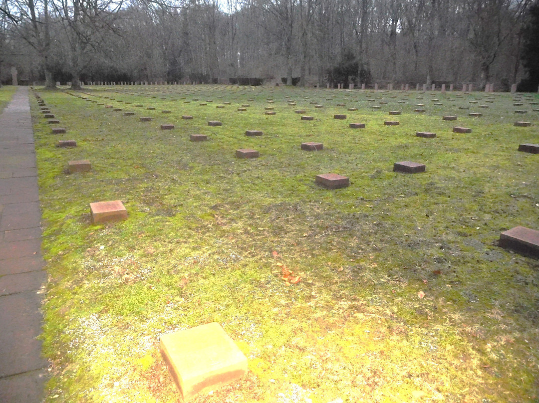 Deutscher Soldatenfriedhof-博韦必去景点