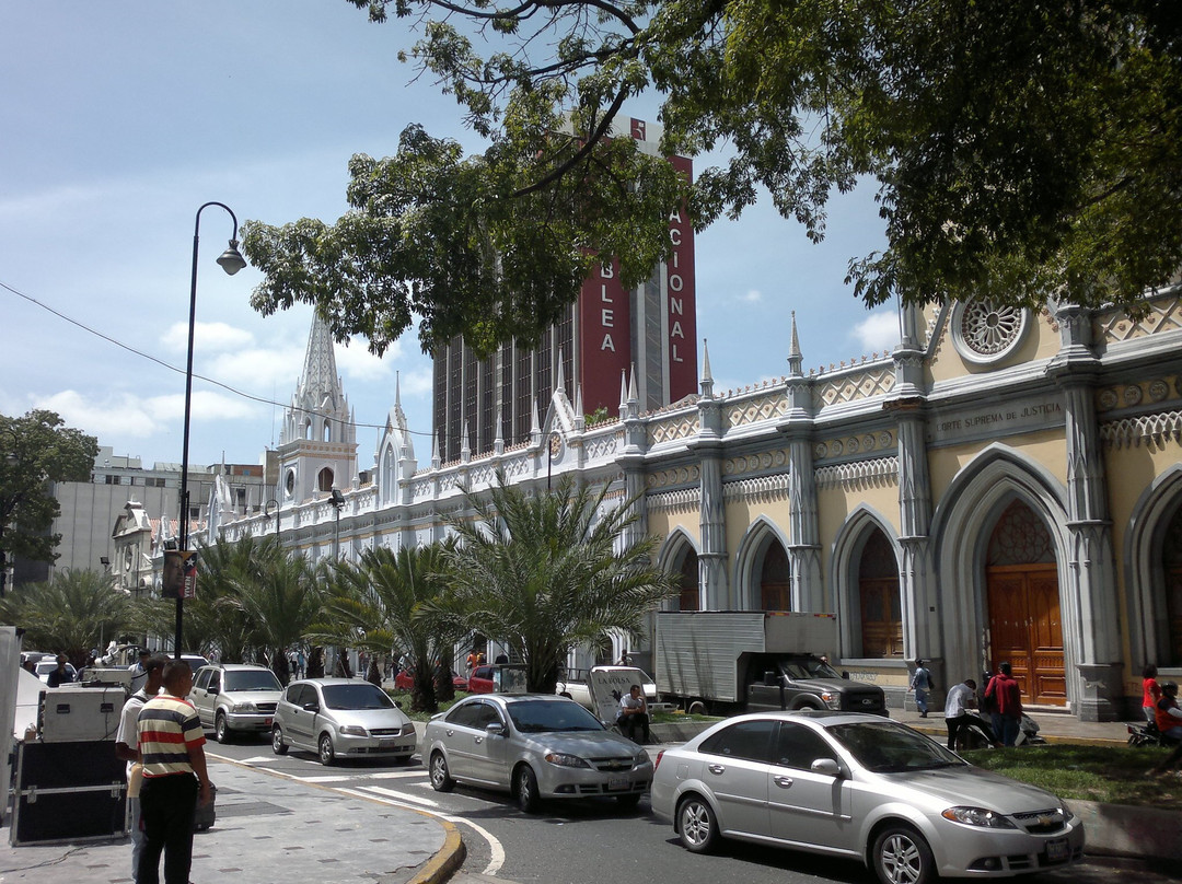 El Palacio de Las Academias景点图片
