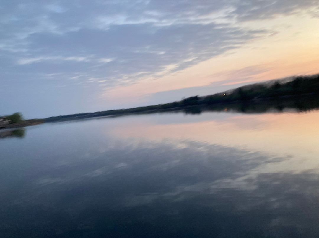 Sandy Beach Regional Park-劳埃德明斯特必去景点
