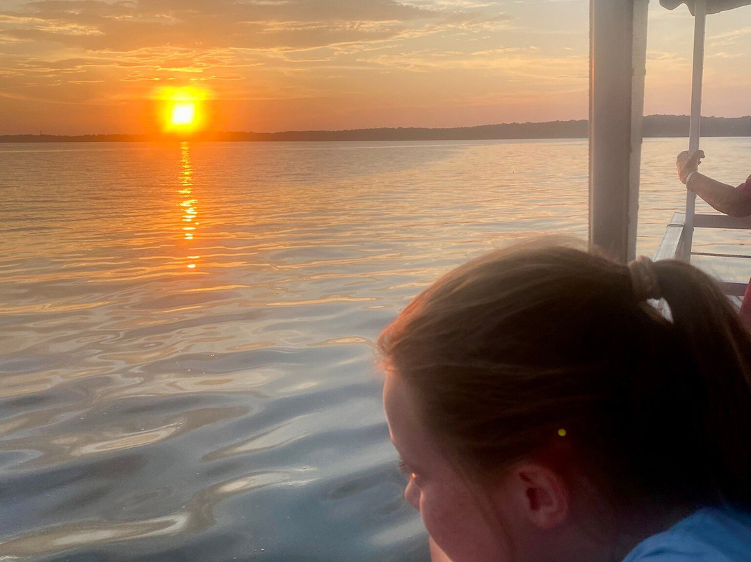 Wheeler Lake Scenic Cruises景点图片
