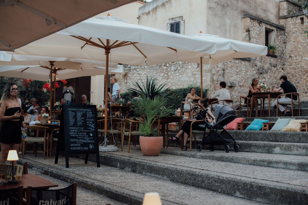 Bo's | Specialty Coffee | Cocktails