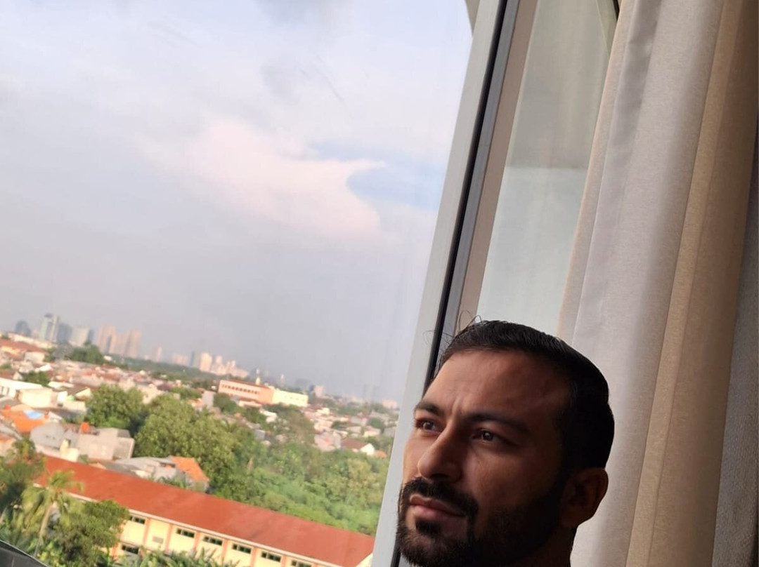 Astanaraya Suites Hotel主图