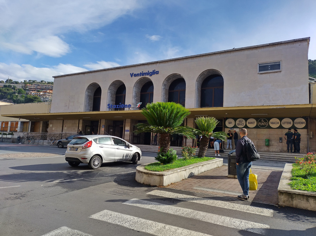Stazione Ferroviaria di Ventimiglia-文蒂米利亚必去景点