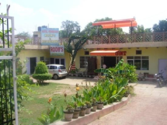 Hotel Vrindavan & Kanha Restaurant主图