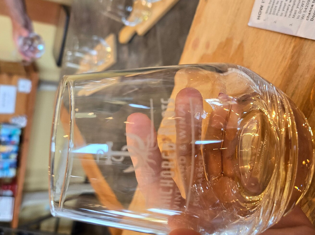 Anchored Roots Vineyard & Winery-Egg Harbor必去景点