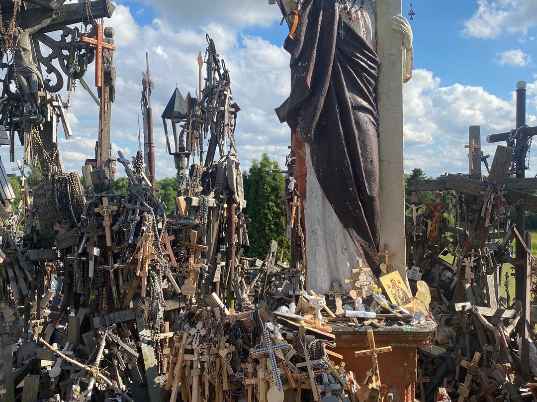 Hill Of Crosses (kryžių Kalnas)景点图片